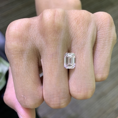 satın al 3.52CT Zümrüt Kesilmiş Elmas Laboratuvar Yetiştirilmiş VVS2 Açıklık E Rengi online manufacture